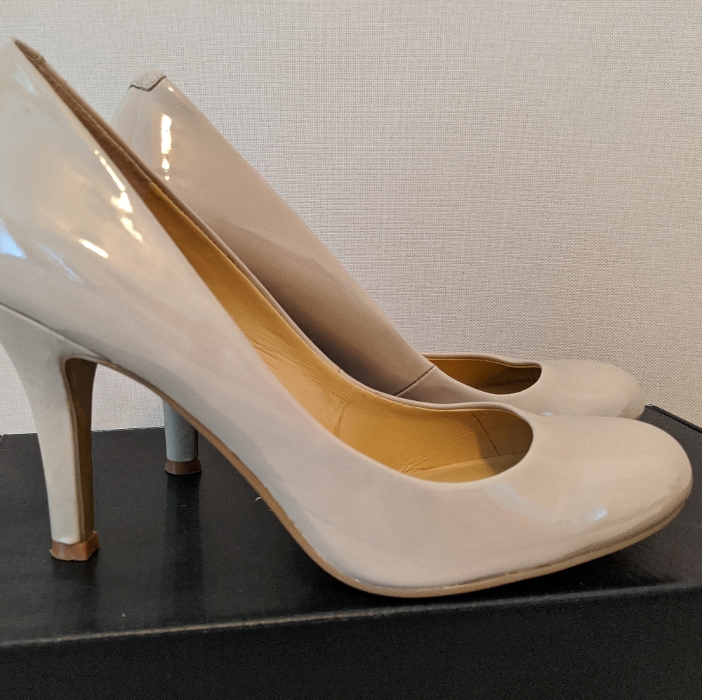Nine West Beige Heels